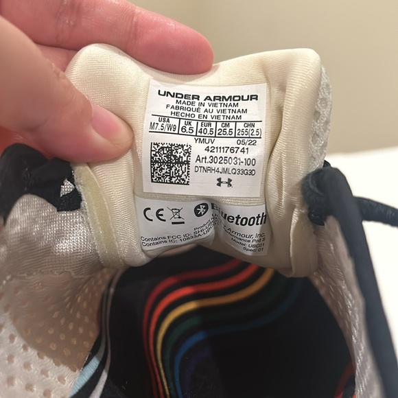 Under Armour Women’s HOVR Sonic 5 Pride Running Shoes - New Conditon - Picture 4 of 13